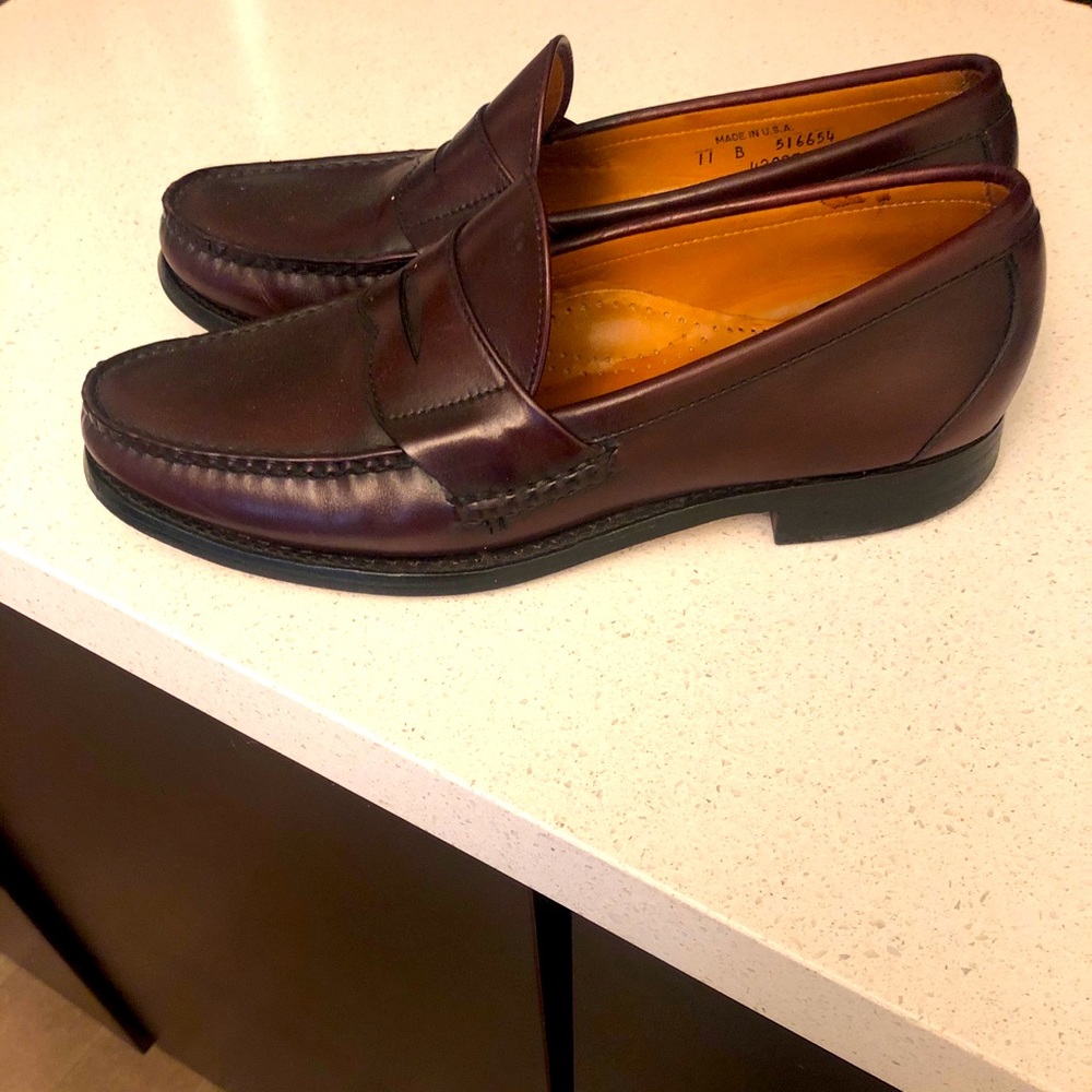 Allen Edmonds Burgundy Penny Loafer - Size 11